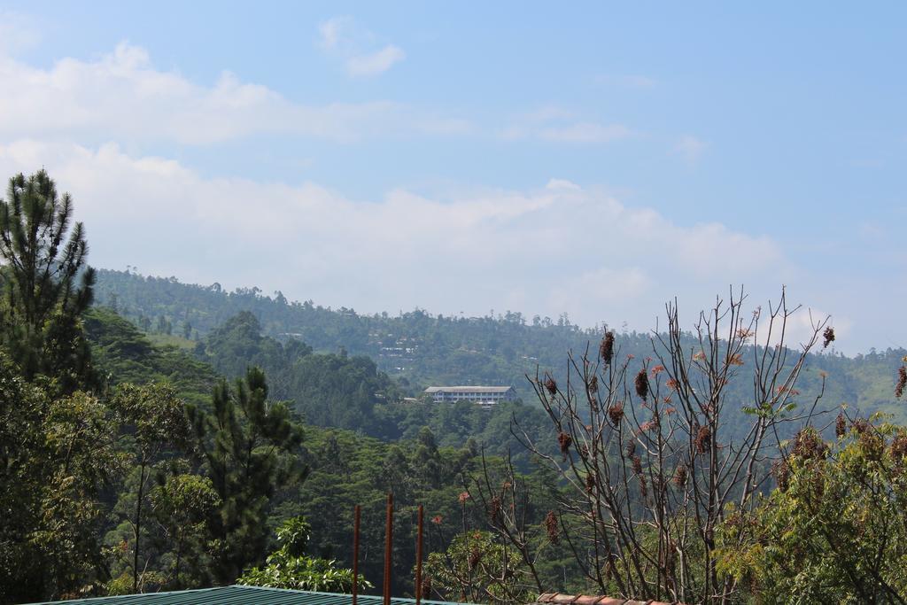 Royal Mount Hotel Kandy Esterno foto